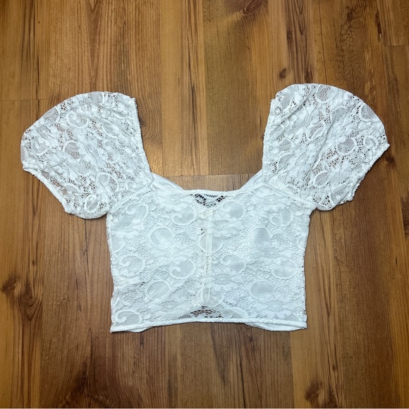 Aritzia TopShop White Lace Tie Puff Sleeve Crop Top - Size Small 4 - Picture 2 of 6